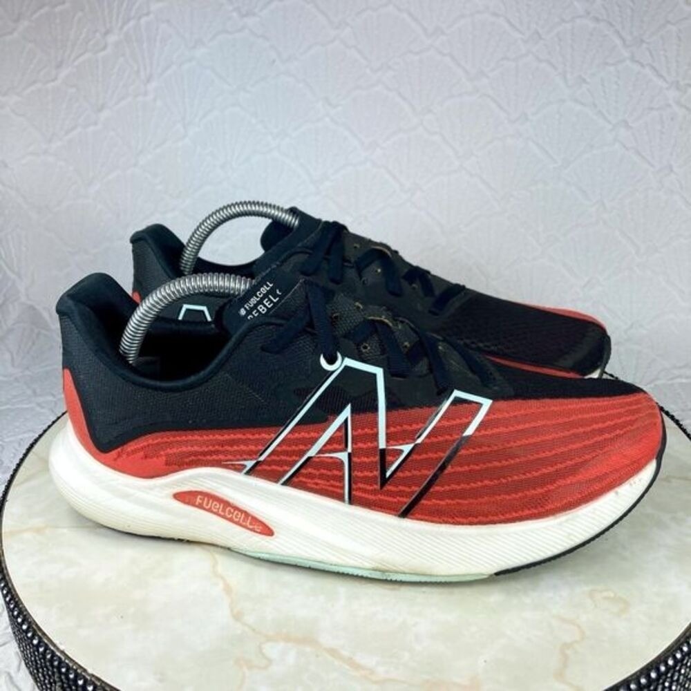 New Balance FuelCell Rebel v2 Running Shoes Mens 9 Red Black Athletic Sneakers